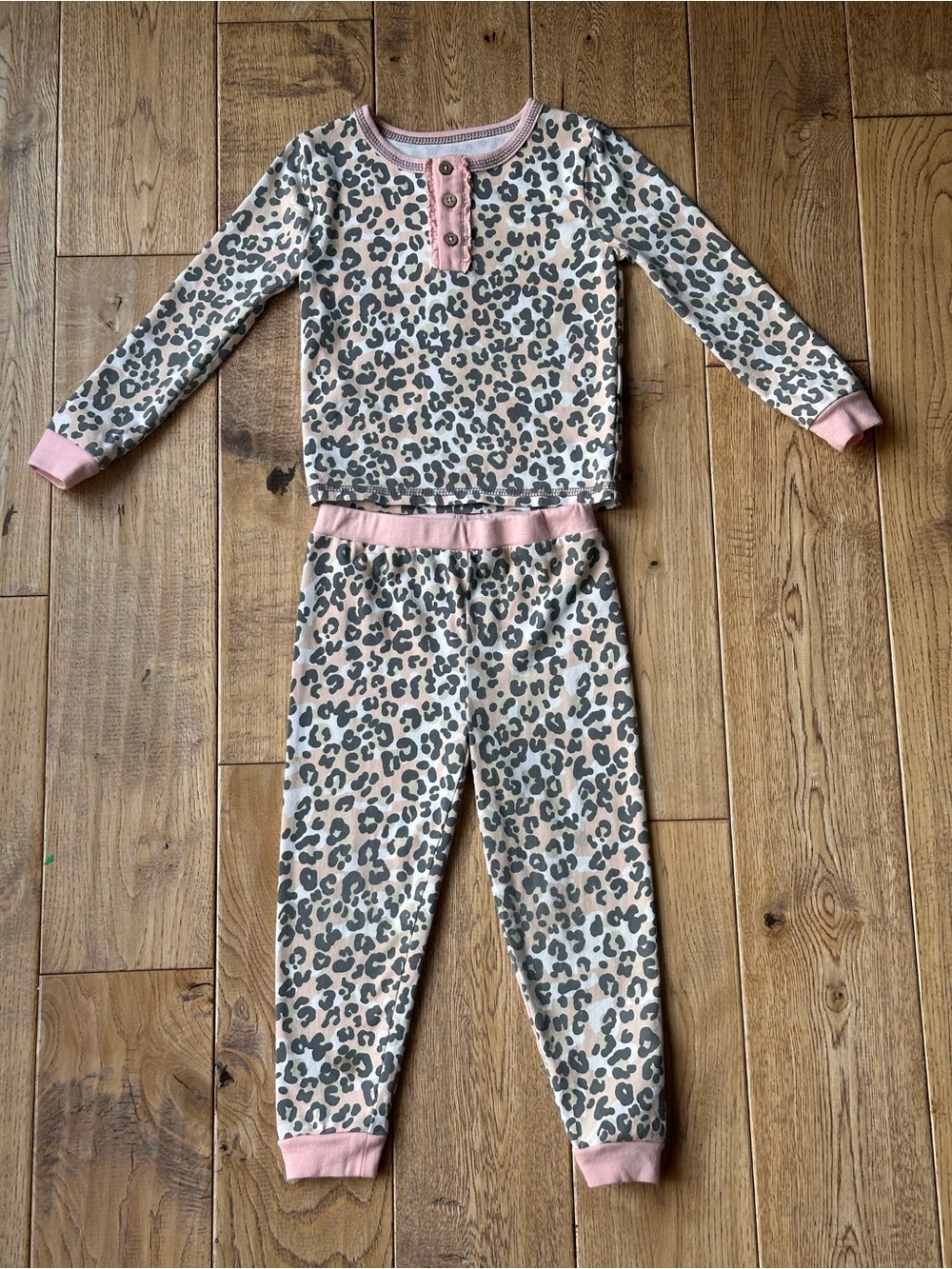 Mud Pie Pink Leopard Pajama Set size 3T